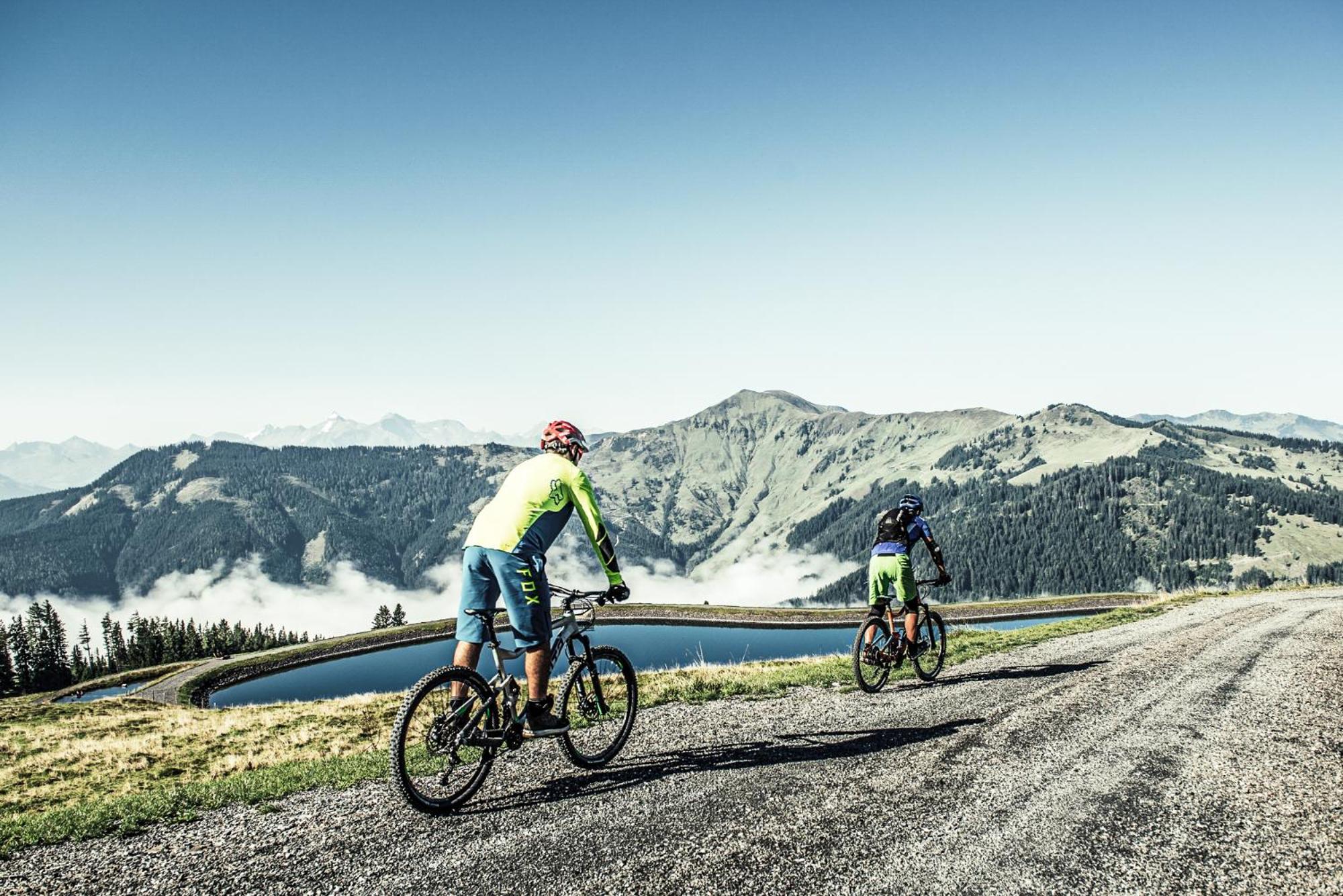 Hotel-Restaurant Bike&Snow Lederer Muhlbach Am Hochkonig Bagian luar foto