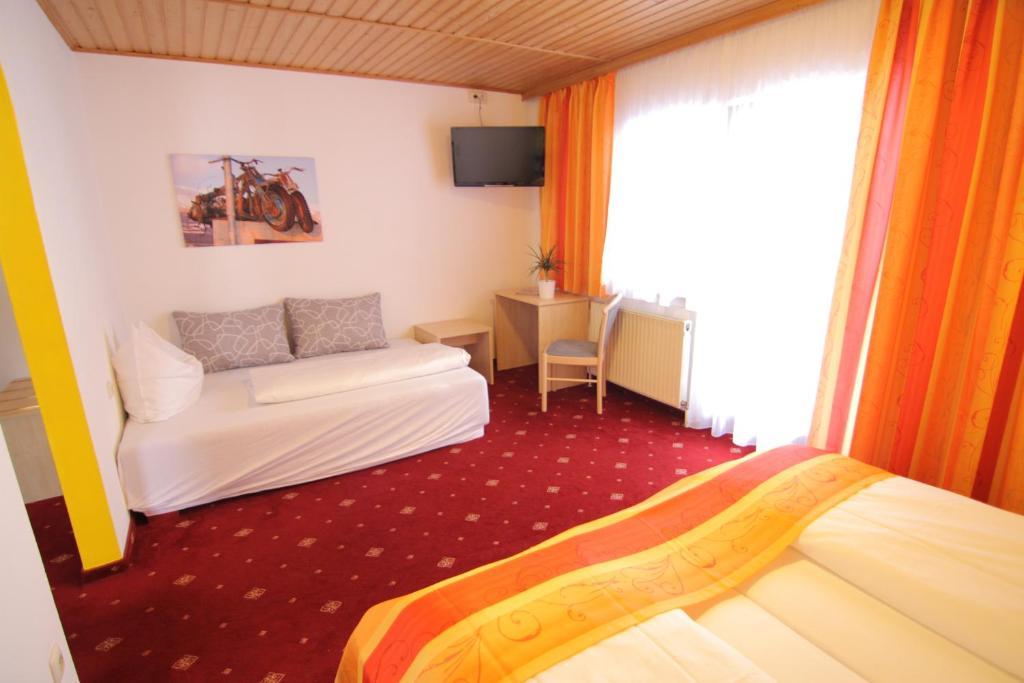 Hotel-Restaurant Bike&Snow Lederer Muhlbach Am Hochkonig Ruang foto