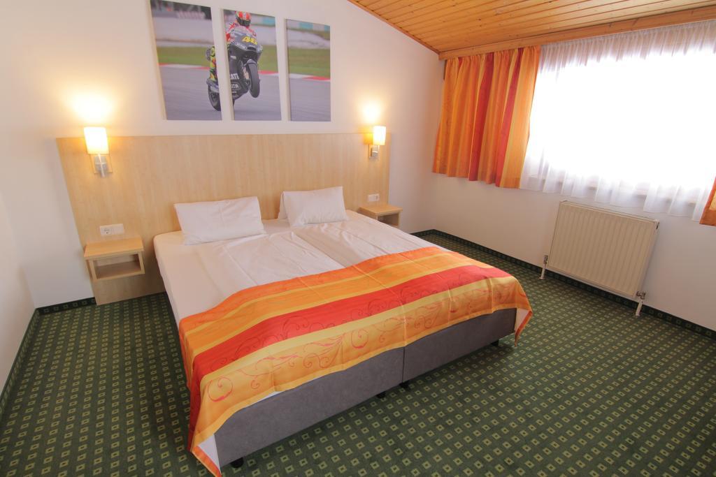 Hotel-Restaurant Bike&Snow Lederer Muhlbach Am Hochkonig Bagian luar foto