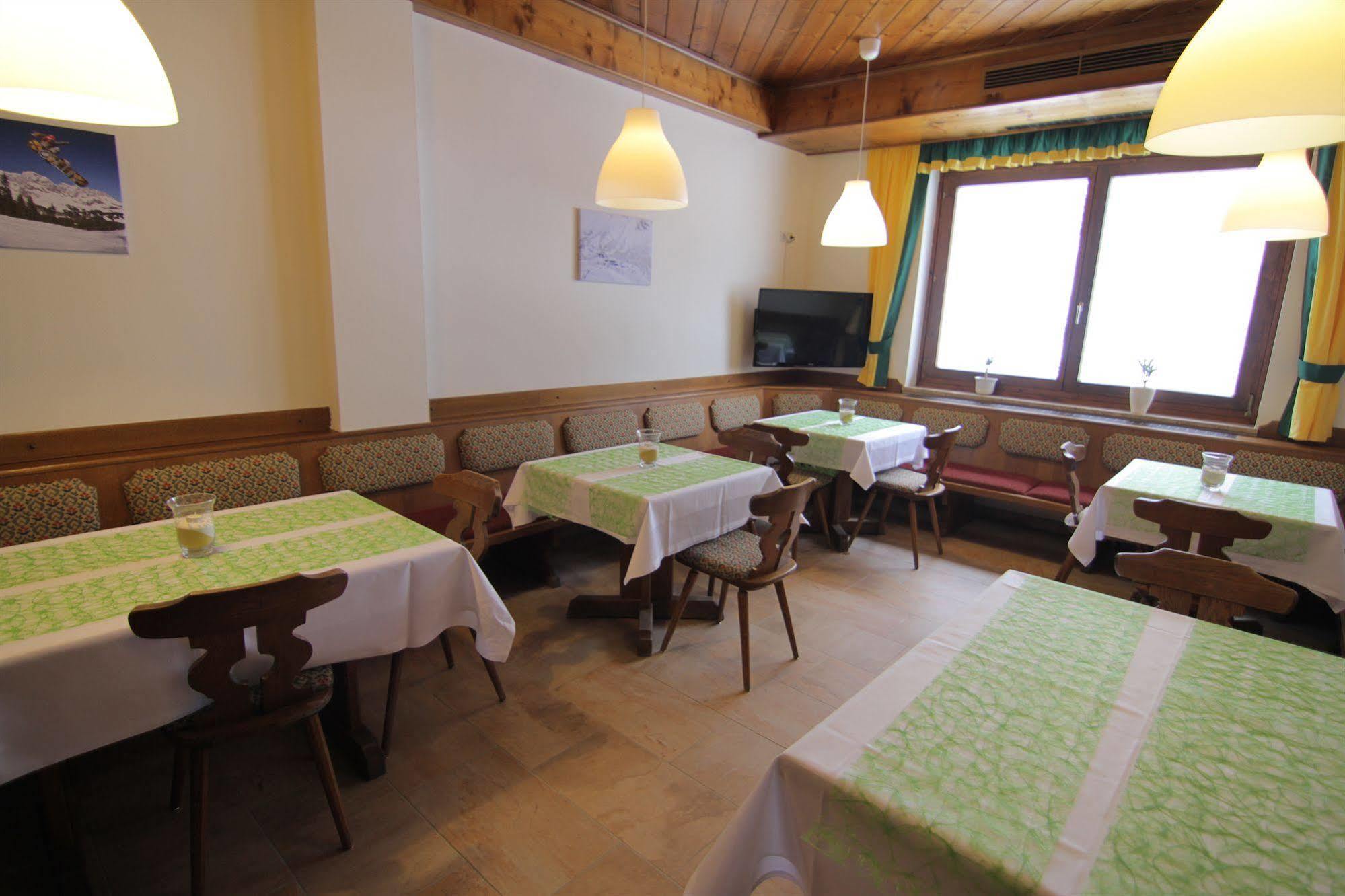 Hotel-Restaurant Bike&Snow Lederer Muhlbach Am Hochkonig Bagian luar foto